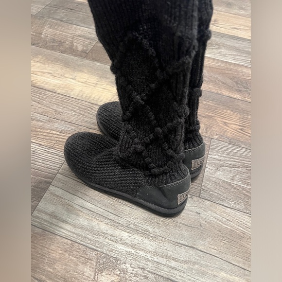 UGG Women’s Lattice Cardy Knit Textile Pull On Boots Size US 7 M Gray - Picture 2 of 4